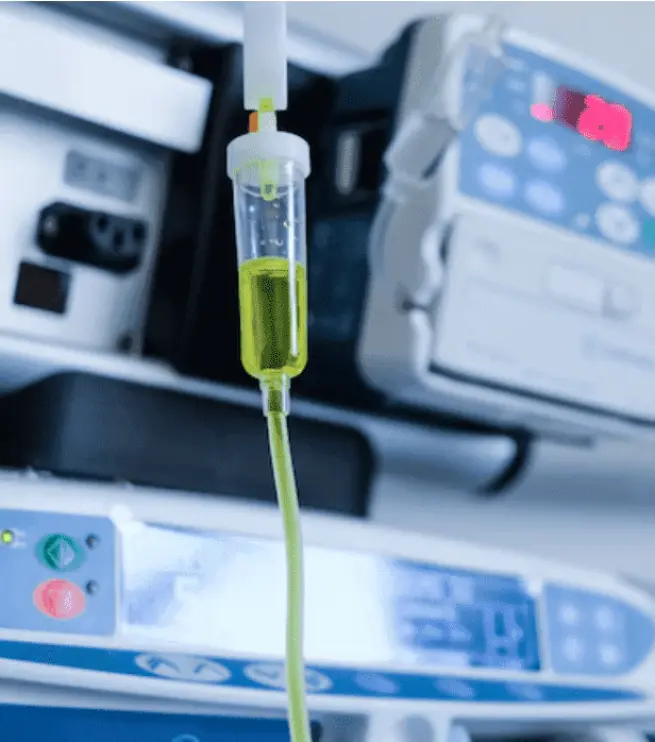 врач со стетоскопом