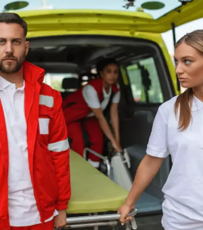 врач со стетоскопом